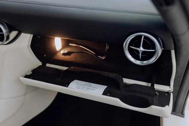 2011 Mercedes-Benz SLS AMG Standard