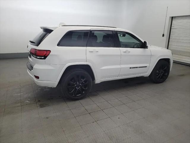 2022 Jeep Grand Cherokee Laredo X 4x4