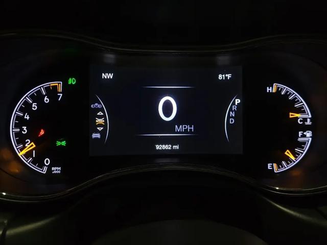 2022 Jeep Grand Cherokee Laredo X 4x4