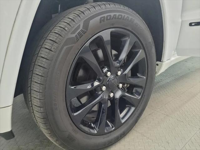 2022 Jeep Grand Cherokee Laredo X 4x4
