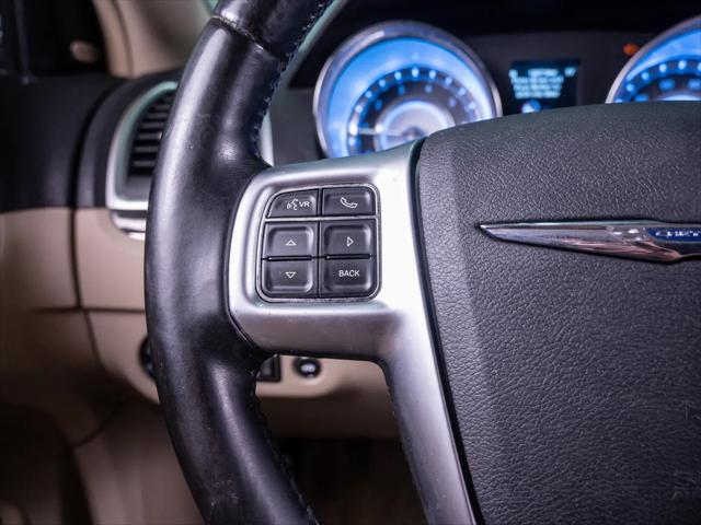 2012 Chrysler 300 Limited