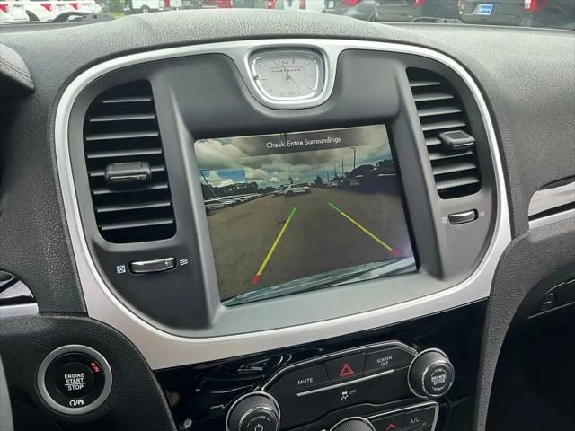 2023 Chrysler 300 Touring