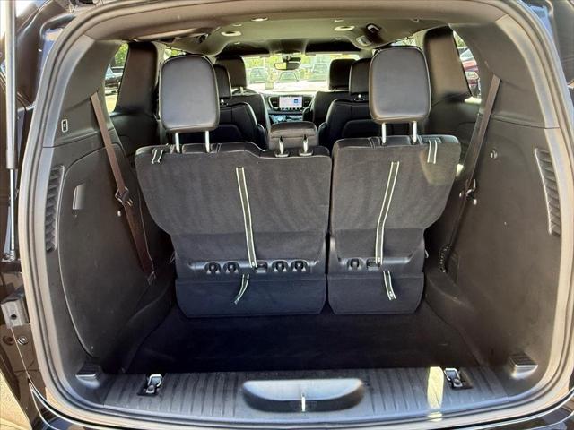2025 Chrysler Voyager LX