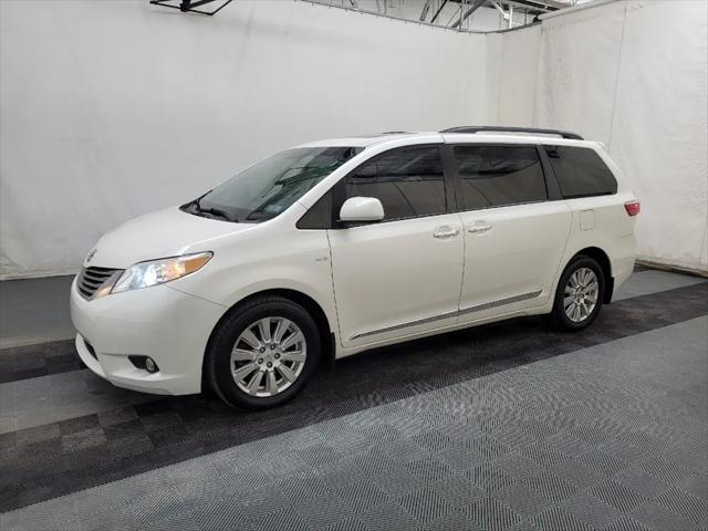 2017 Toyota Sienna XLE 7 Passenger