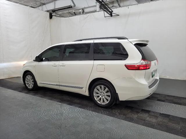 2017 Toyota Sienna XLE 7 Passenger