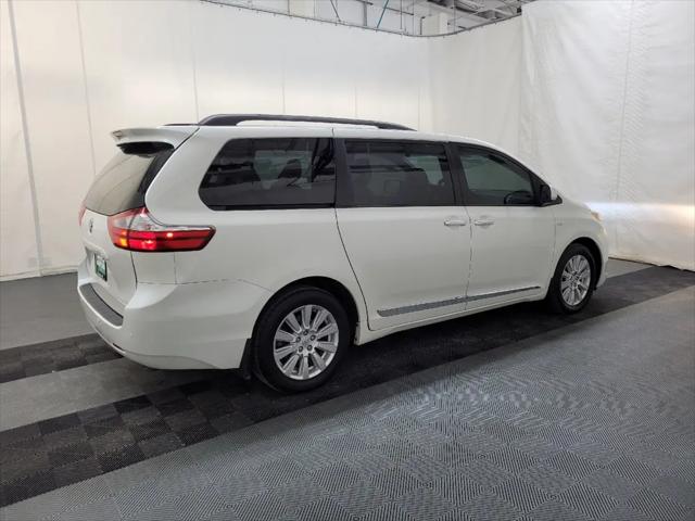 2017 Toyota Sienna XLE 7 Passenger