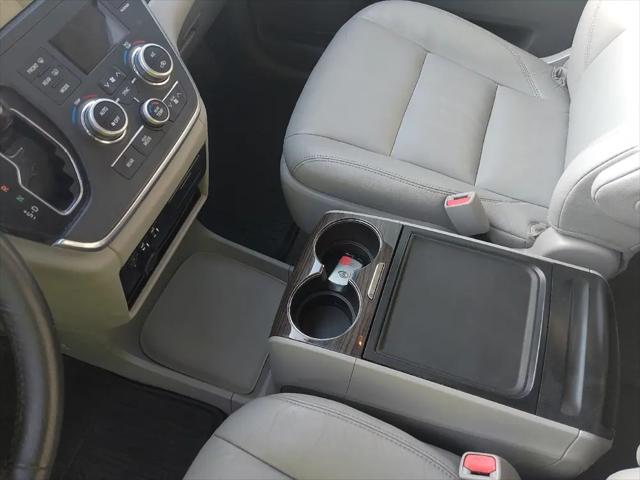 2017 Toyota Sienna XLE 7 Passenger