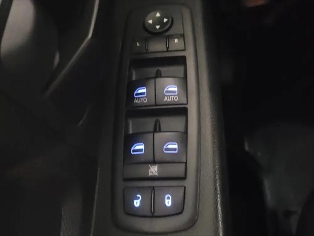 2018 Ram 1500 Express Quad Cab 4x4 6'4" Box