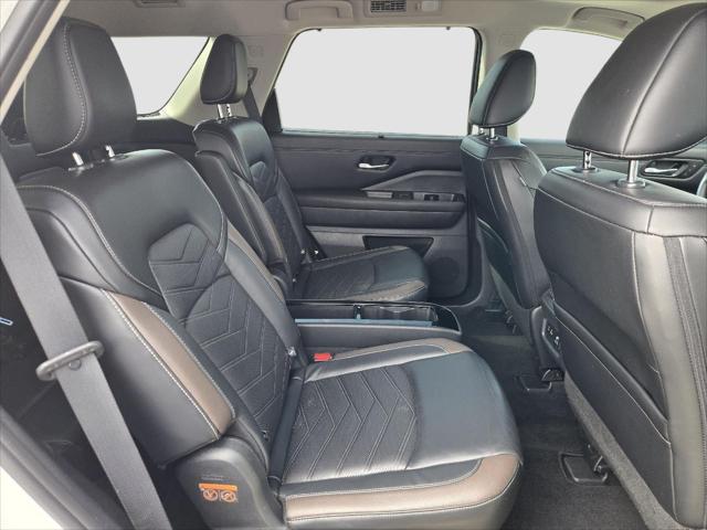 2023 Nissan Pathfinder Platinum 4WD