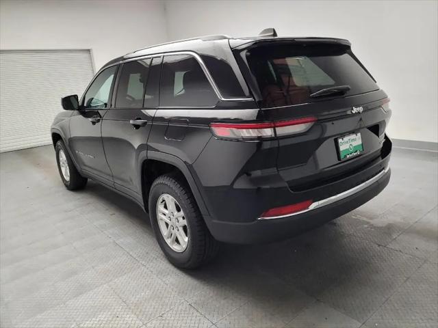 2024 Jeep Grand Cherokee Laredo 4x2