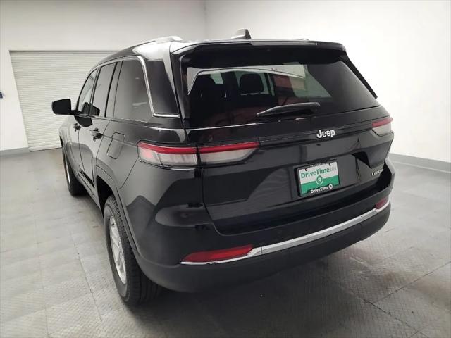 2024 Jeep Grand Cherokee Laredo 4x2