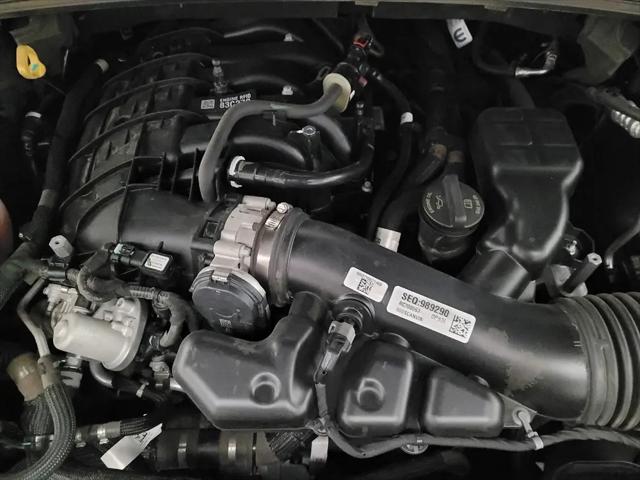 2024 Jeep Grand Cherokee Laredo 4x2