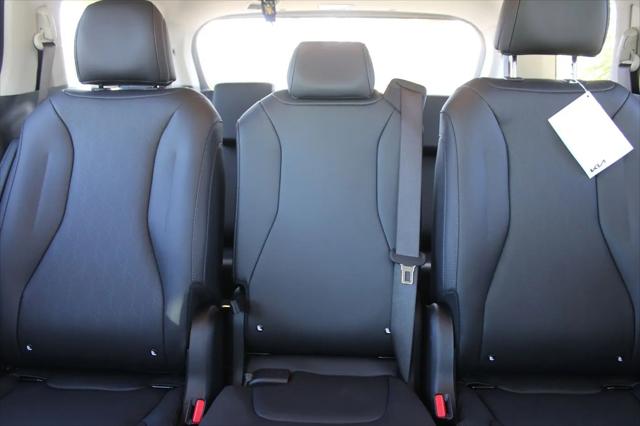 2026 Kia Carnival MPV LXS