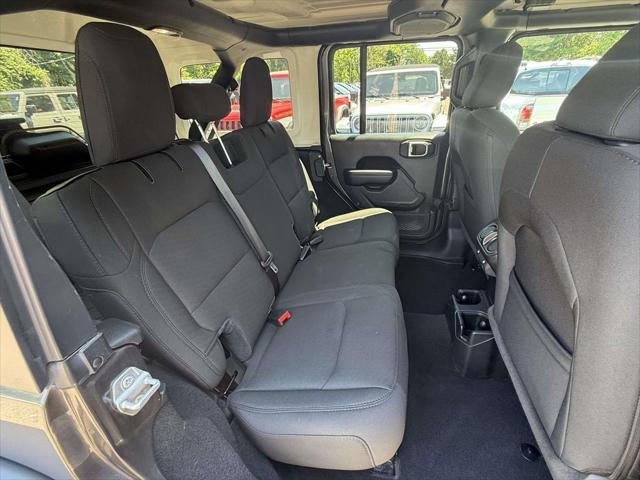 2021 Jeep Wrangler Sport S 4x4