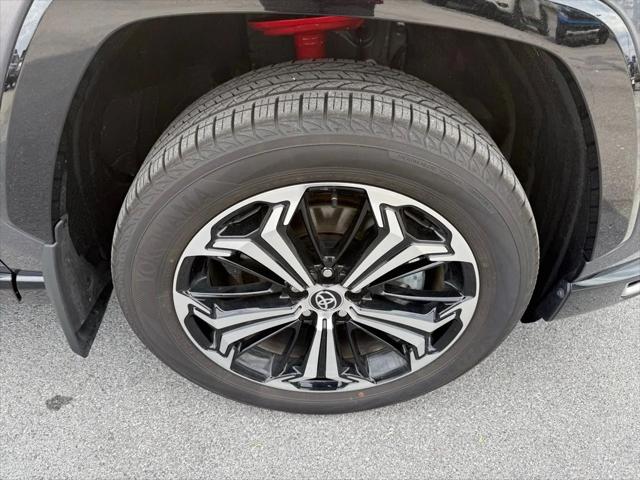 2024 Toyota RAV4 Prime XSE