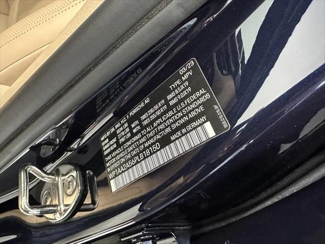 2023 Porsche Macan Macan