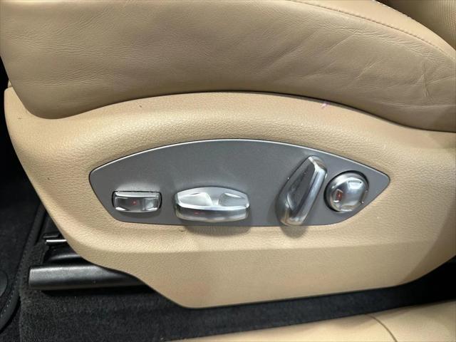 2023 Porsche Macan Macan