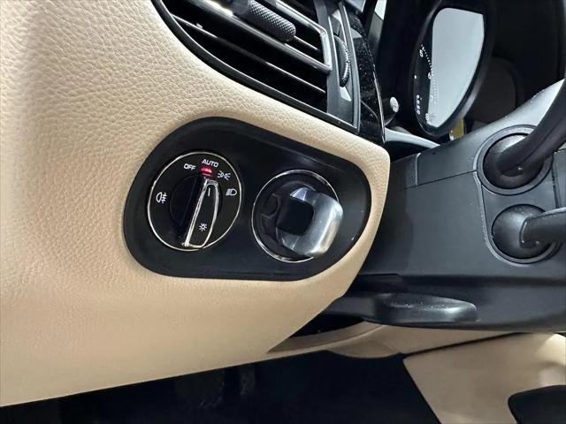 2023 Porsche Macan Macan