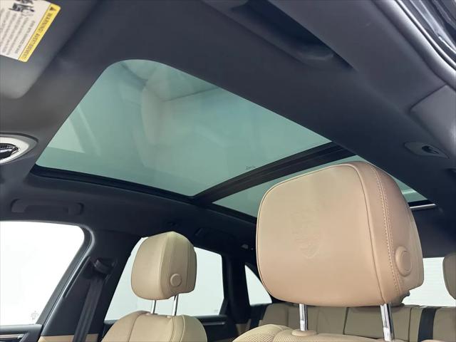 2023 Porsche Macan Macan