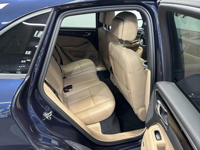 2023 Porsche Macan Macan