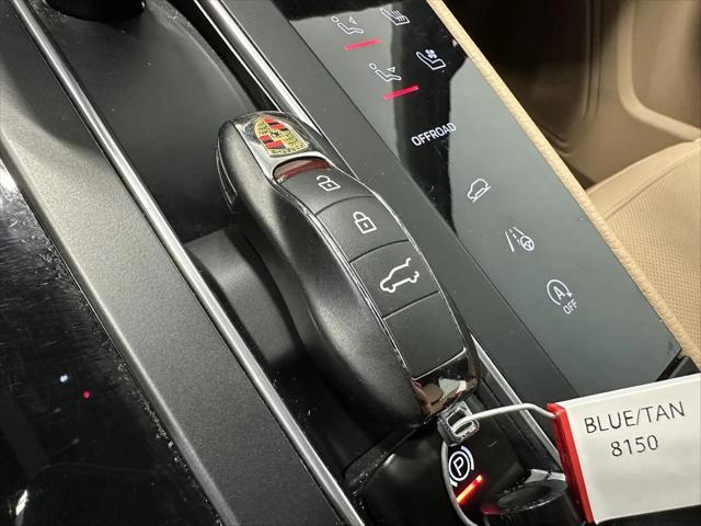 2023 Porsche Macan Macan