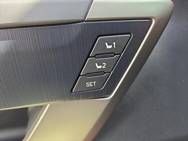 2026 Toyota Tundra Platinum CrewMax 5.5' Bed
