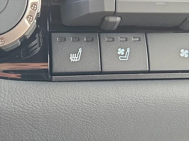 2026 Toyota Tundra Platinum CrewMax 5.5' Bed