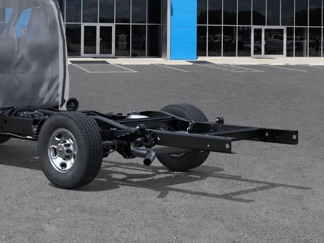 2025 Chevrolet Express Cutaway Work Van