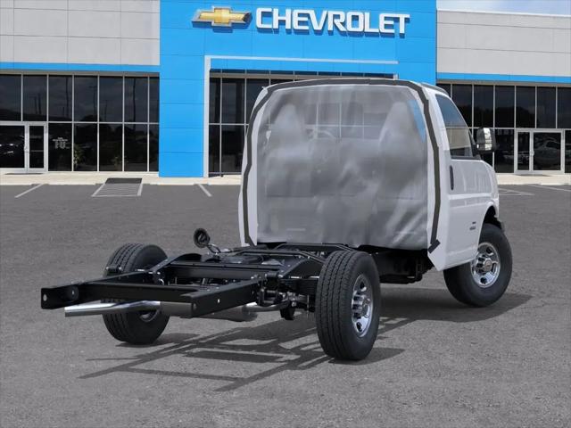 2025 Chevrolet Express Cutaway Work Van