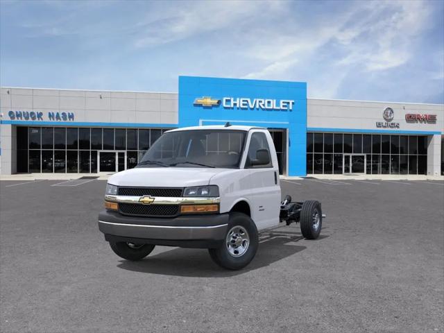 2025 Chevrolet Express Cutaway Work Van