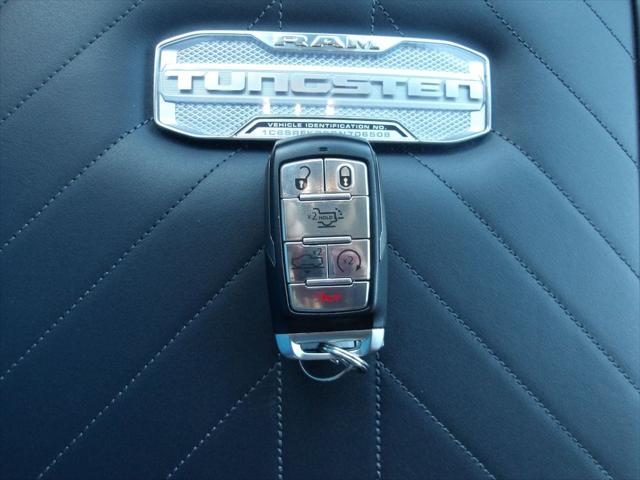 2025 Ram 1500 Tungsten Crew Cab 4x4 5'7" Box
