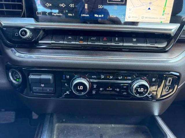 2023 GMC Sierra 1500 4WD Crew Cab Short Box SLT