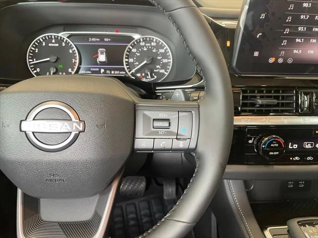 2026 Nissan Pathfinder SV
