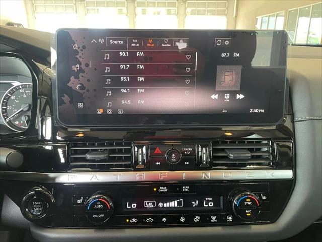 2026 Nissan Pathfinder SV