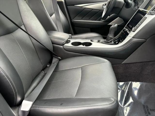 2023 INFINITI Q50 LUXE AWD