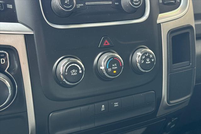 2018 Ram 1500 SLT Quad Cab 4x2 6'4" Box