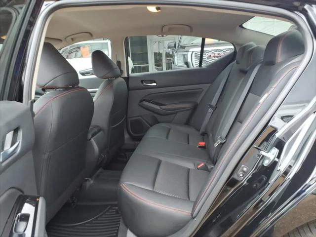 2025 Nissan Altima SR FWD