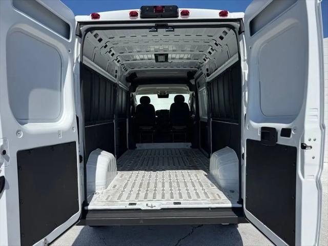 2025 Ram ProMaster 2500 Cargo Van Tradesman High Roof 159" WB w/Pass Seat