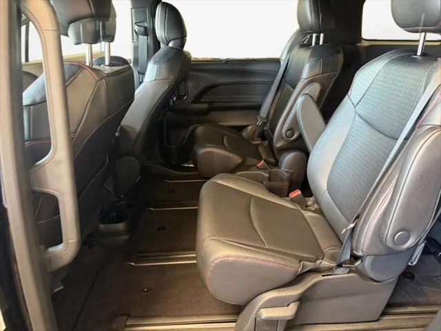 2025 Toyota Sienna XSE