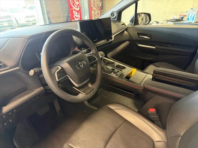 2025 Toyota Sienna XSE