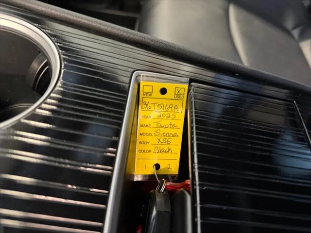 2025 Toyota Sienna XSE