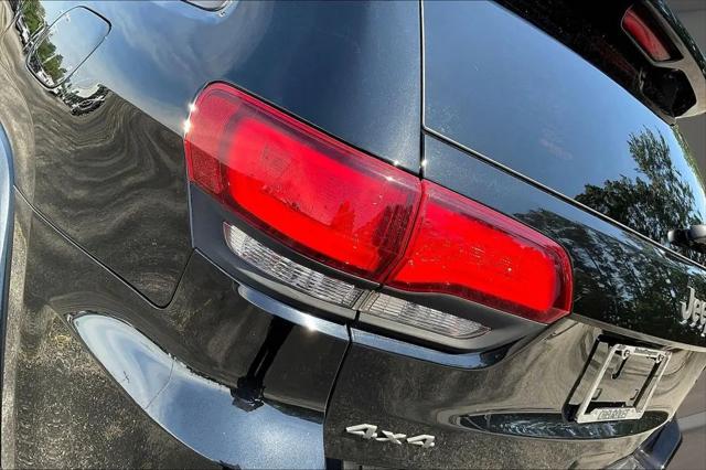 2021 Jeep Grand Cherokee Laredo E 4x4