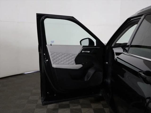 2023 Mitsubishi Outlander PHEV SEL S-AWC