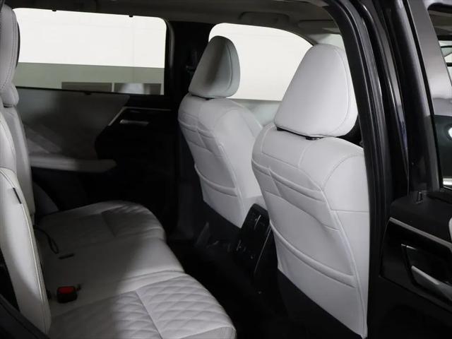 2023 Mitsubishi Outlander PHEV SEL S-AWC