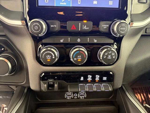 2026 Ram 1500 Big Horn Crew Cab 4x4 64 Box
