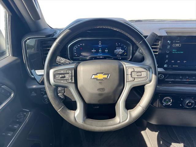 2023 Chevrolet Silverado 1500 4WD Crew Cab Standard Bed LT