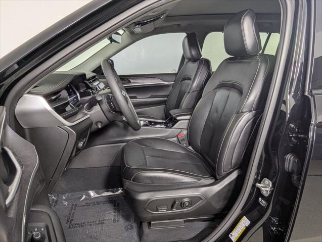 2023 Jeep Grand Cherokee L Limited 4x2