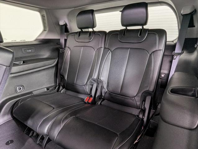 2023 Jeep Grand Cherokee L Limited 4x2