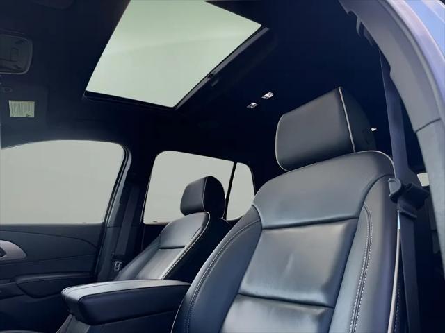 2023 Chevrolet Traverse AWD Premier