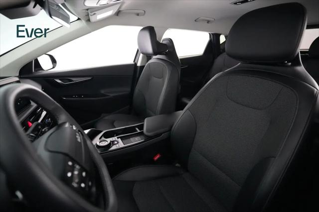 2025 Kia EV6 Light Long Range RWD